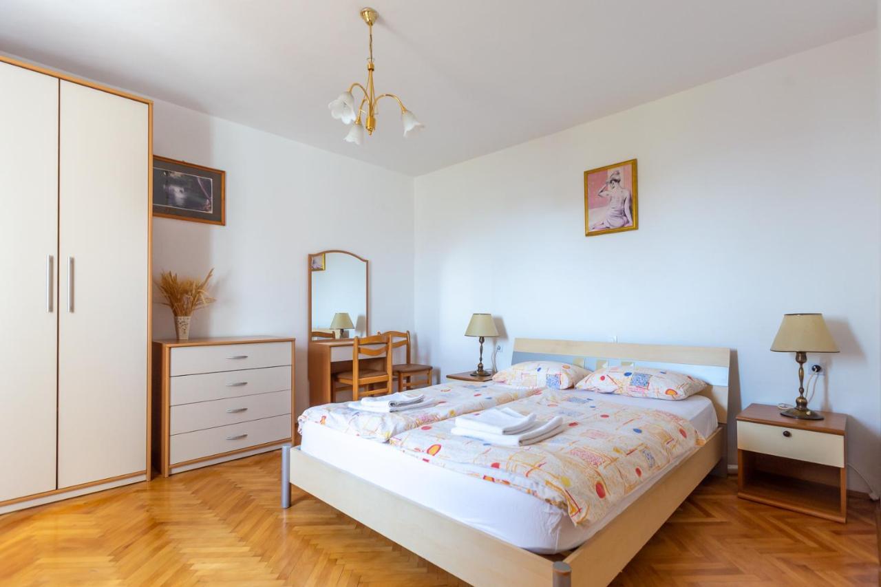 Apartments And Rooms Jeselnik Порторож Экстерьер фото